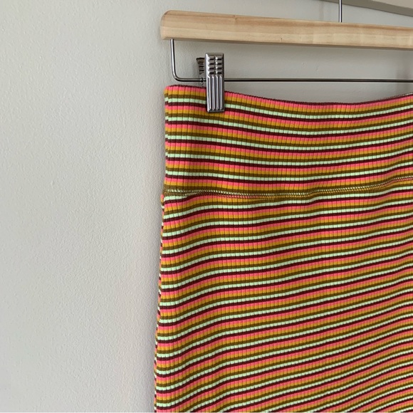 Aerie, multi coloured striped 3/4 length pencil skirt in M - Picture 14 of 15